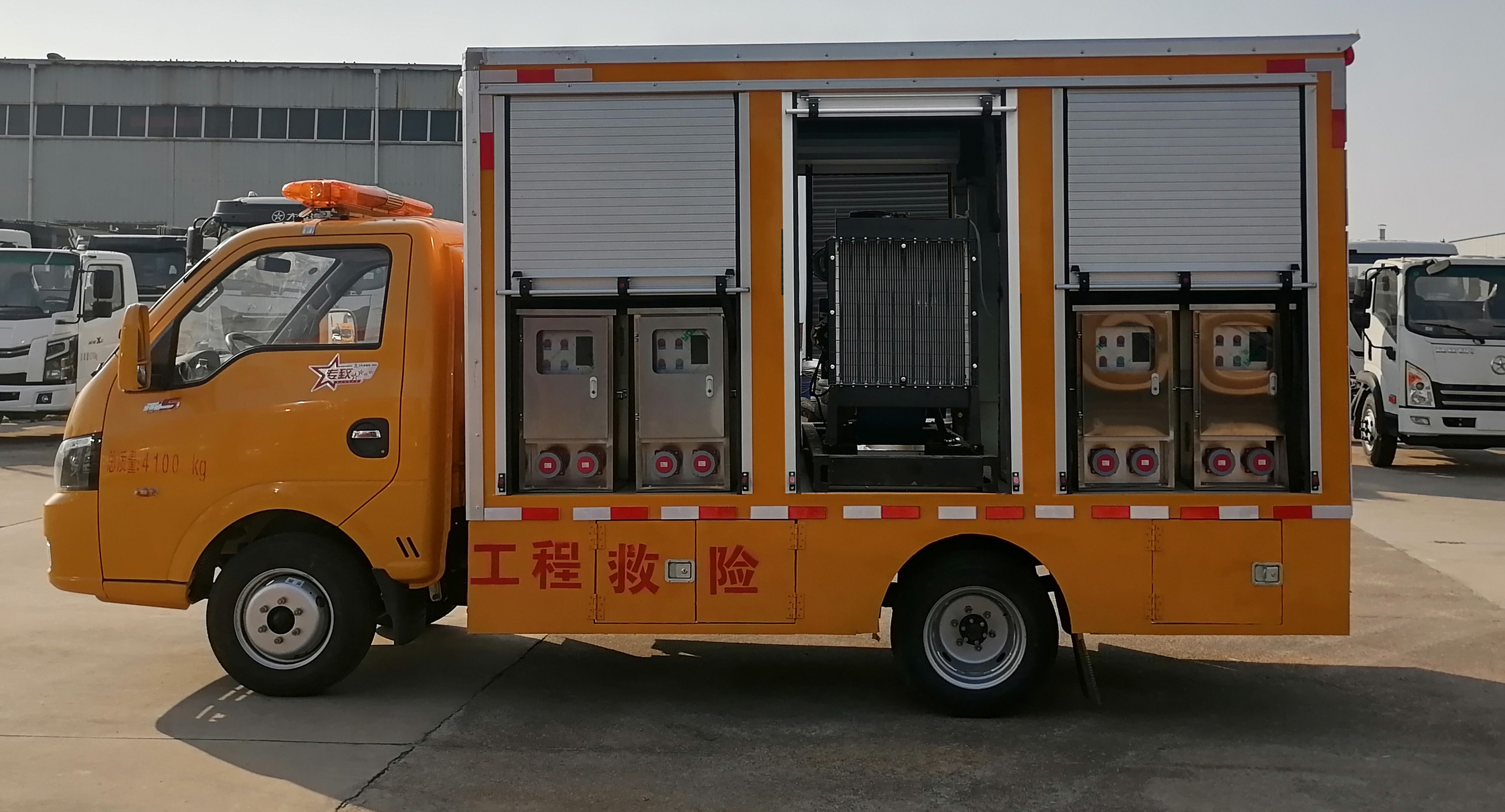 东风途逸单排1200方小型救险车